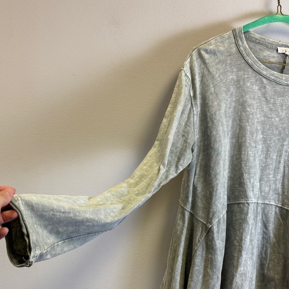 Easel Heather Gray Knit Top Women’s Large - Picture 5 of 5